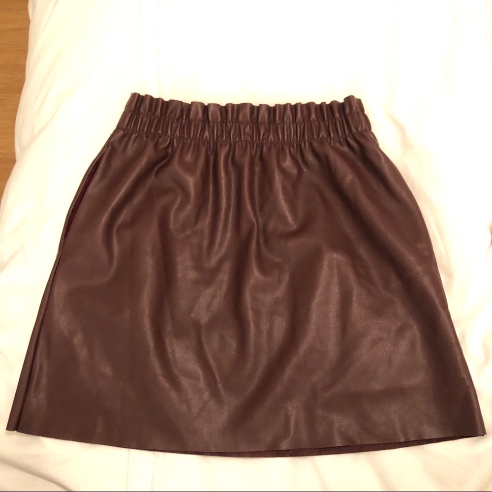 Zara faux leather maroon mini skirt! So cute